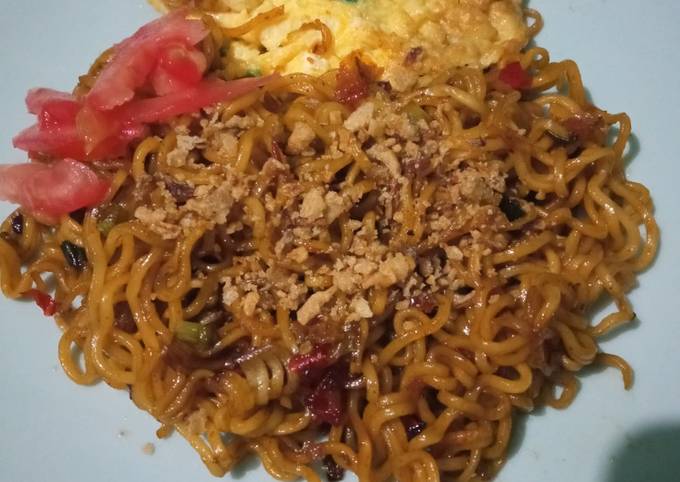 Resep Mie Goreng Telur Dadar Orak Arik Oleh Esih Kurniasih Cookpad