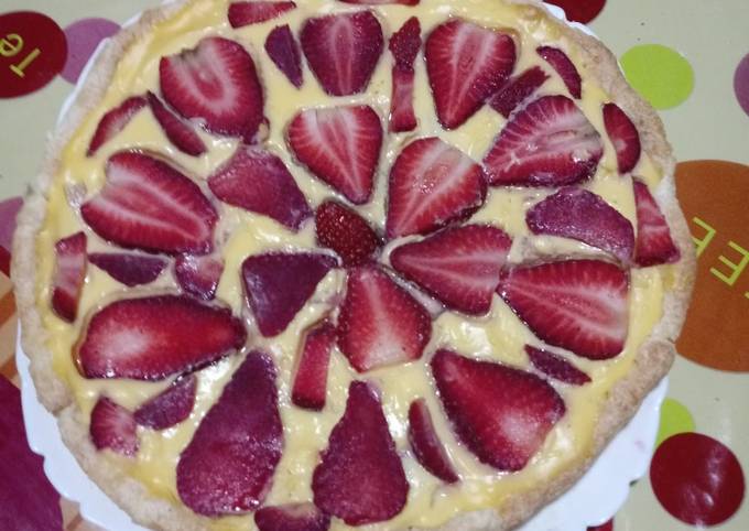 Tarta De Hojaldre Con Crema De Vainilla Y Frutas Receta De Mari Ramos