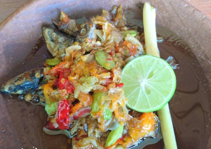 Resep Sambal Ikan Asin Pete Oleh Laily Cookpad