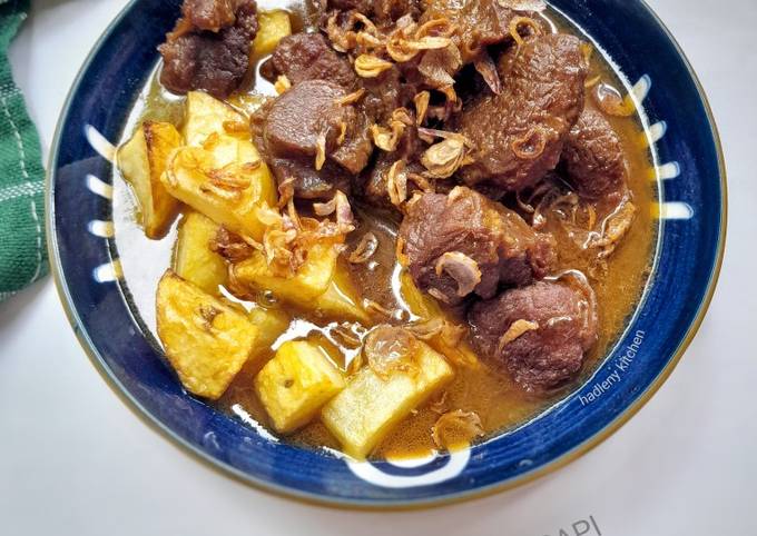 Resep Semur Daging Sapi Dengan Bumbu Dasar Bawang Oleh Hadleny Kitchen