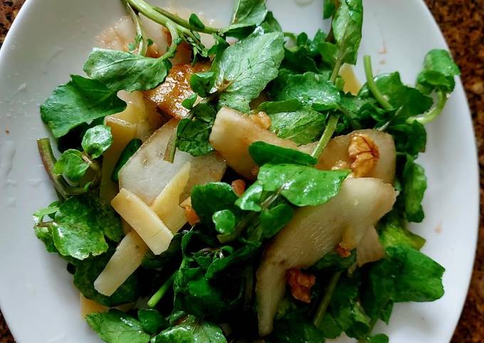 Salada De Agri O Queijo Parmes O Pera E Nozes Receita Por