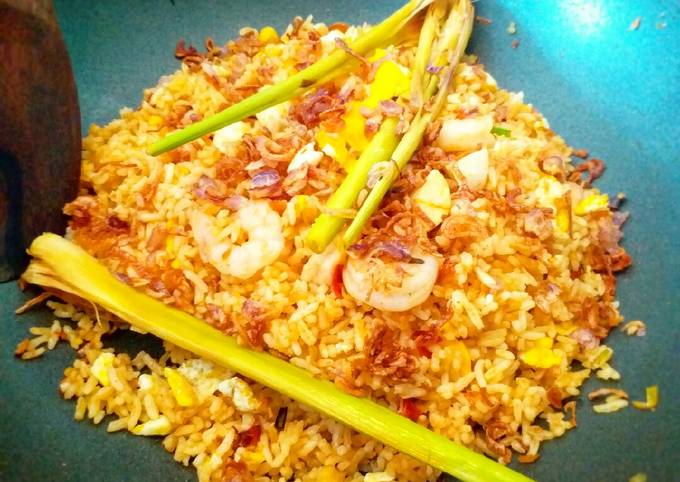 Resep Nasi Goreng Tom Yum Seafood Oleh Felicia Sutanto Cookpad