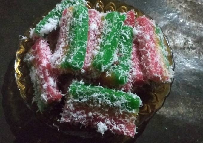 Resep Talam Singkong Pelangi Oleh Ocha Cookpad