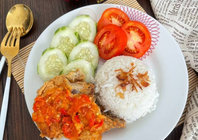 Resep Sambal Tomat Rebus Oleh Kiki Fhatria Cookpad