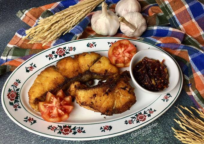 Resep Kakap Fillet Goreng Bumbu Kuning Oleh TriLim Cookpad