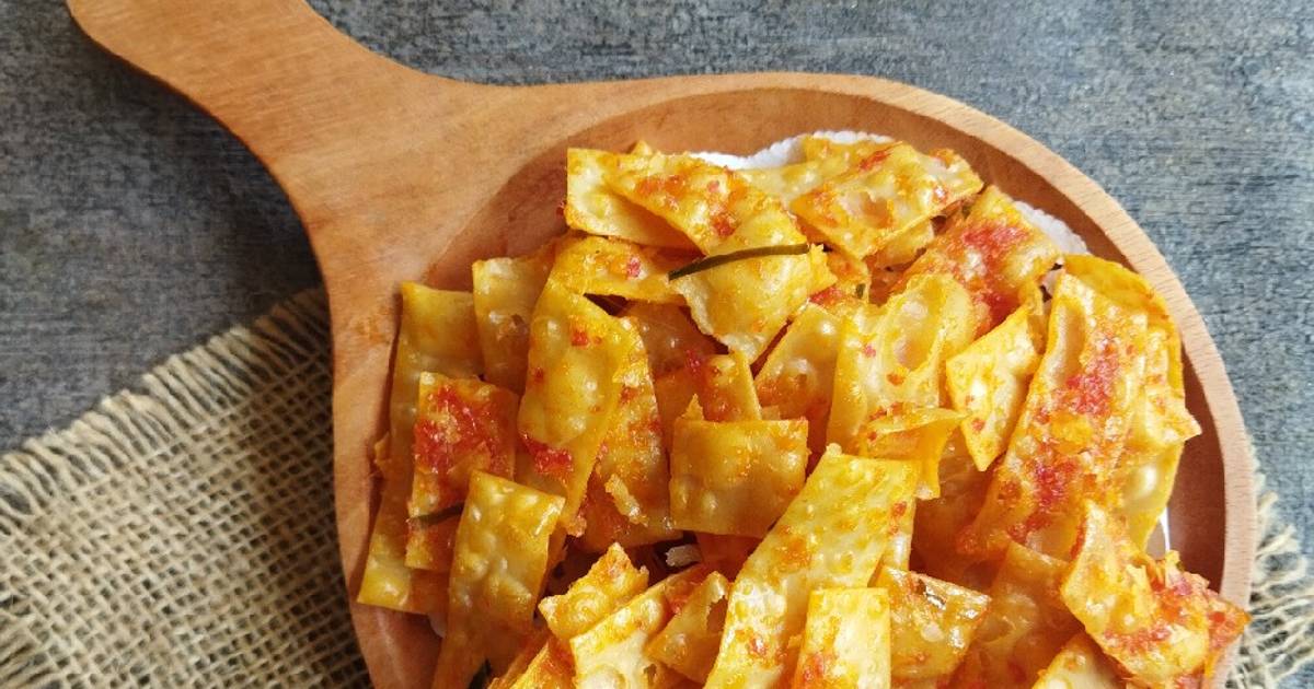 Resep Keripik Pangsit Pedas Manis Oleh Nia Wilantara Cookpad