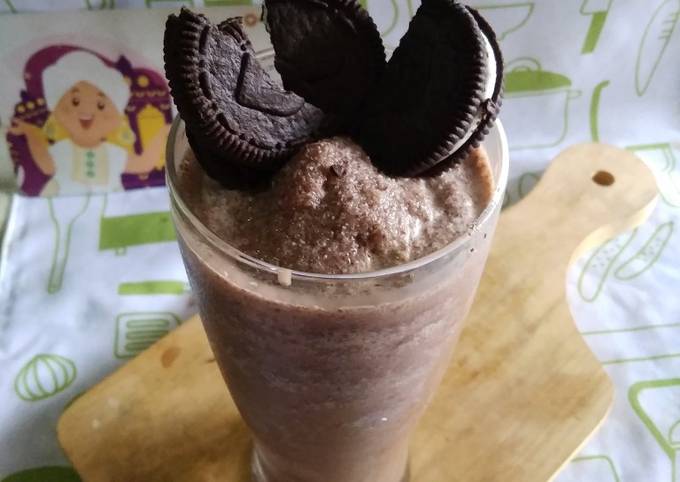 Resep Chocolate Oreo Milkshake Oleh Rika Erviana Cookpad