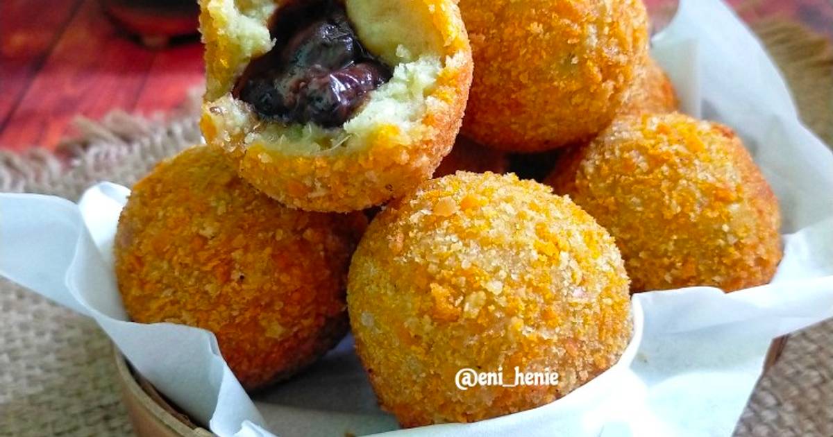 Resep Bola Ubi Crispy Isi Coklat Oleh Eni Henie Cookpad