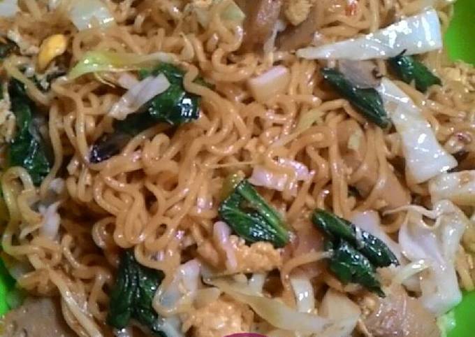 Resep Mie Goreng Simple Oleh Sri Hayati Cookpad