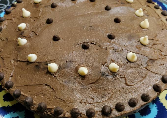 Torta húmeda de banana chocolate y frutos secos Receta de