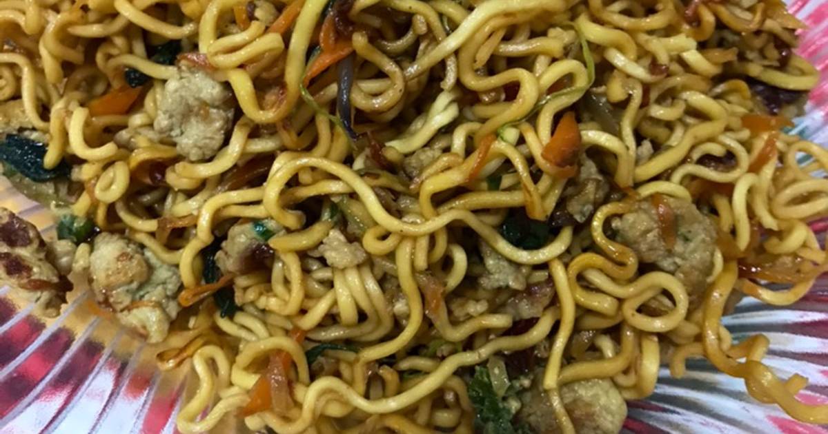 Resep Mi Telor Rasa Indomie Goreng Oleh Kartika Tan Cookpad