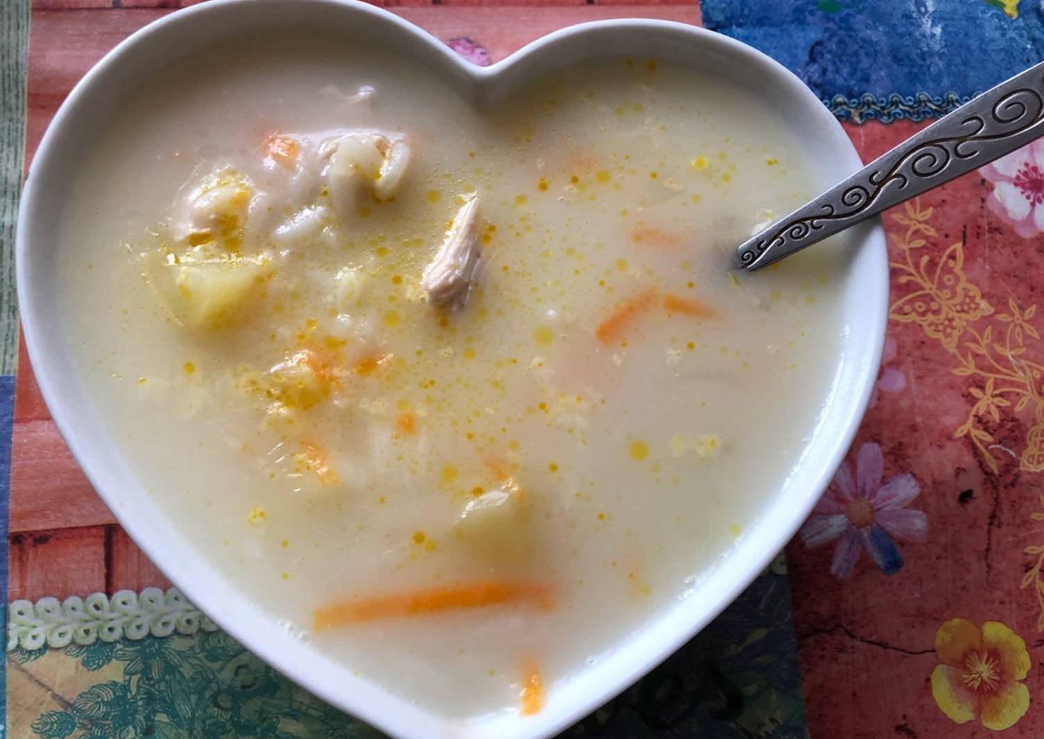Сырный суп с рисом и курицей