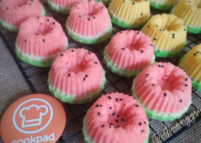 Resep Bolu Kukus Semangka Oleh Aanggie Cooking Cookpad