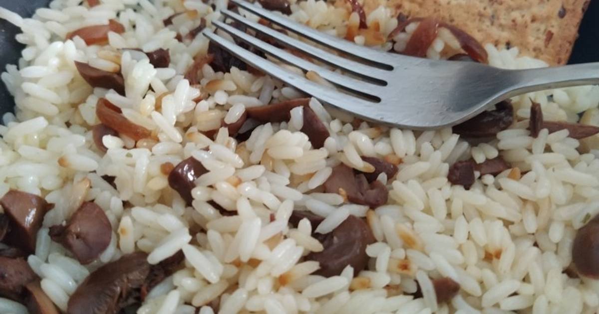 Arroz con salteado de champiñones encebollados y soja Receta de rober