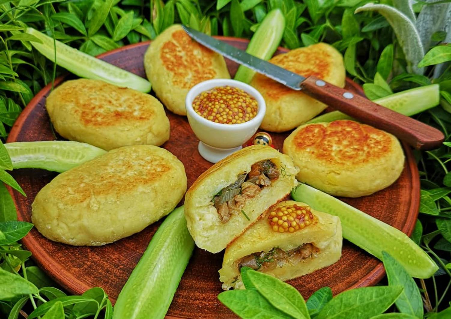 Зразы картофельные с мясом на сковороде пошаговый рецепт с фото