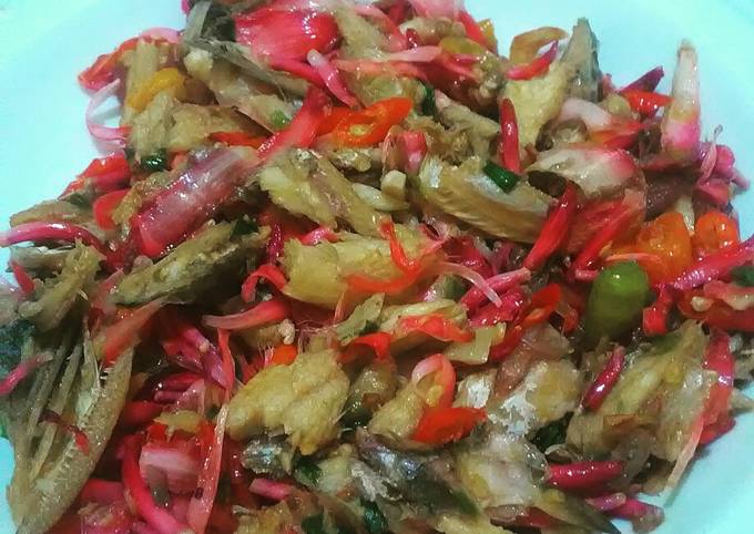 Resep Oseng Ikan Asin Bunga Kecombrang Oleh Disty S Kitchen Cookpad