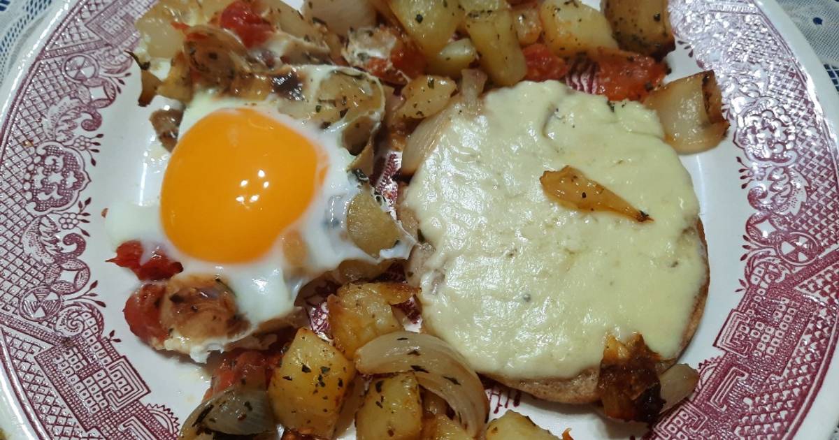 Hamburguesa Al Horno Con Papa Cebolla Y Huevo Receta De La Profe Luisa