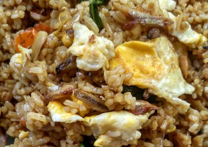 Resep NasGor Ikan Teri Oleh Yuliani Budi Astuti Cookpad