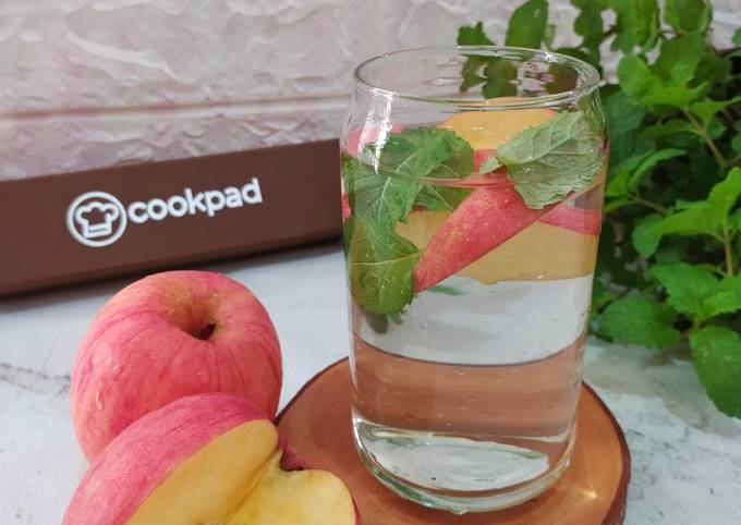 Resep Infused Water Daun Mint Apel Fuji Oleh Rahayu Sartika Br