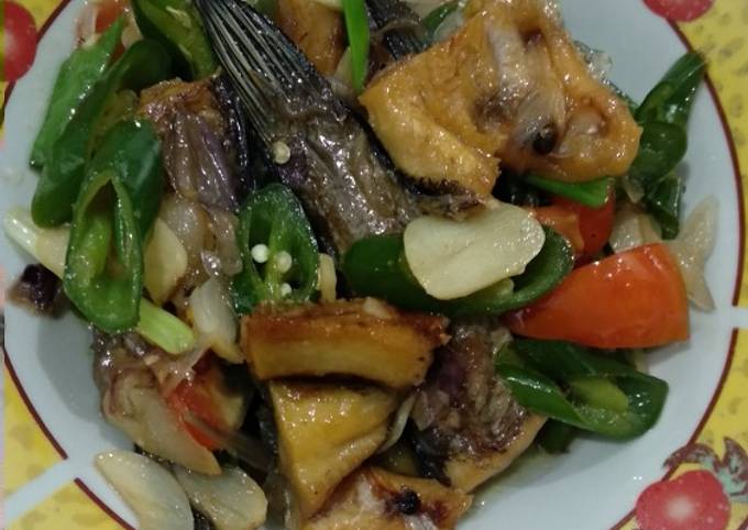 Resep Ikan Gabus Cabai Ijo Oleh Cucu Nuraeni Cookpad