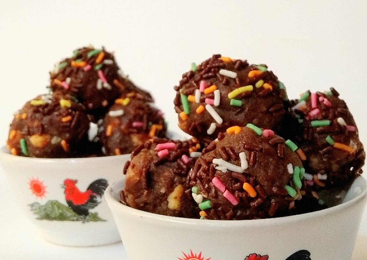 Resep Biscuit Choco Balls Bola Bola Coklat Biskuit Oleh Niken