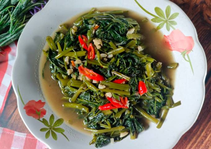 Resep Oseng Kangkung Saos Tiram Oleh Chendera Ria Lim Cookpad