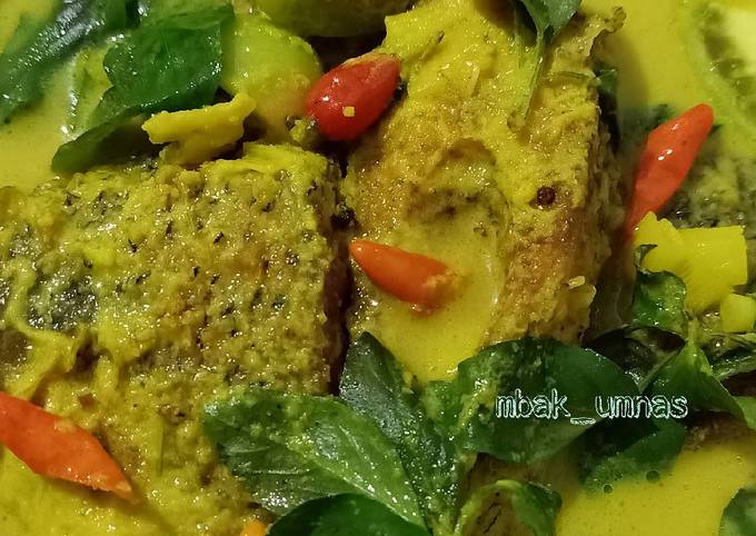 Resep Gurame Kemangi Kuah Kuning Oleh Mbak Umnas Cookpad