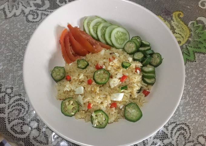 Resep Nasi Goreng Telur Asin Dengan Okra Dan Bumbu Racik Indofood Oleh