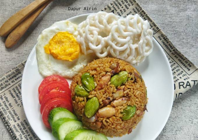 Resep Nasi Goreng Cumi Asin Dan Pete Oleh Dapur Airin Cookpad