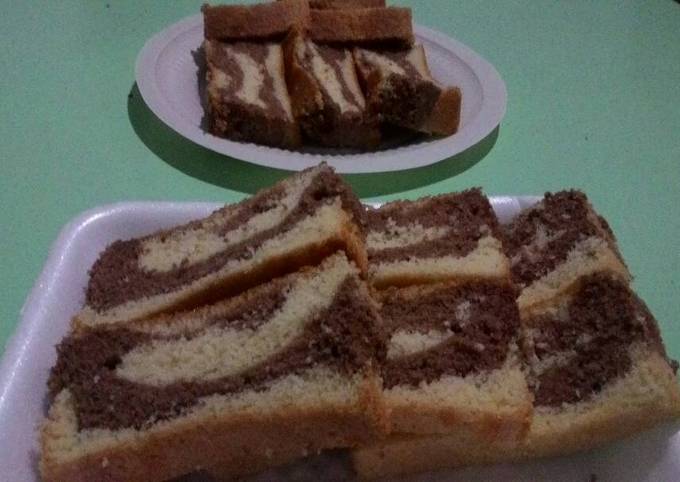 Resep Cake Zebra Simpel Oleh Ibue Amanda Cookpad