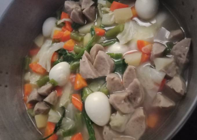 Resep Sayur Sop Telur Puyuh Bakso Oleh Ineherlia Cookpad