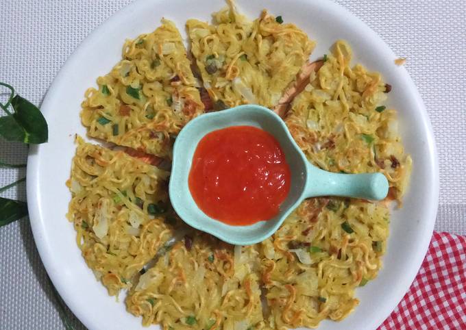 Resep Martabak Mie Instant Oleh Vay Kitchen Cookpad