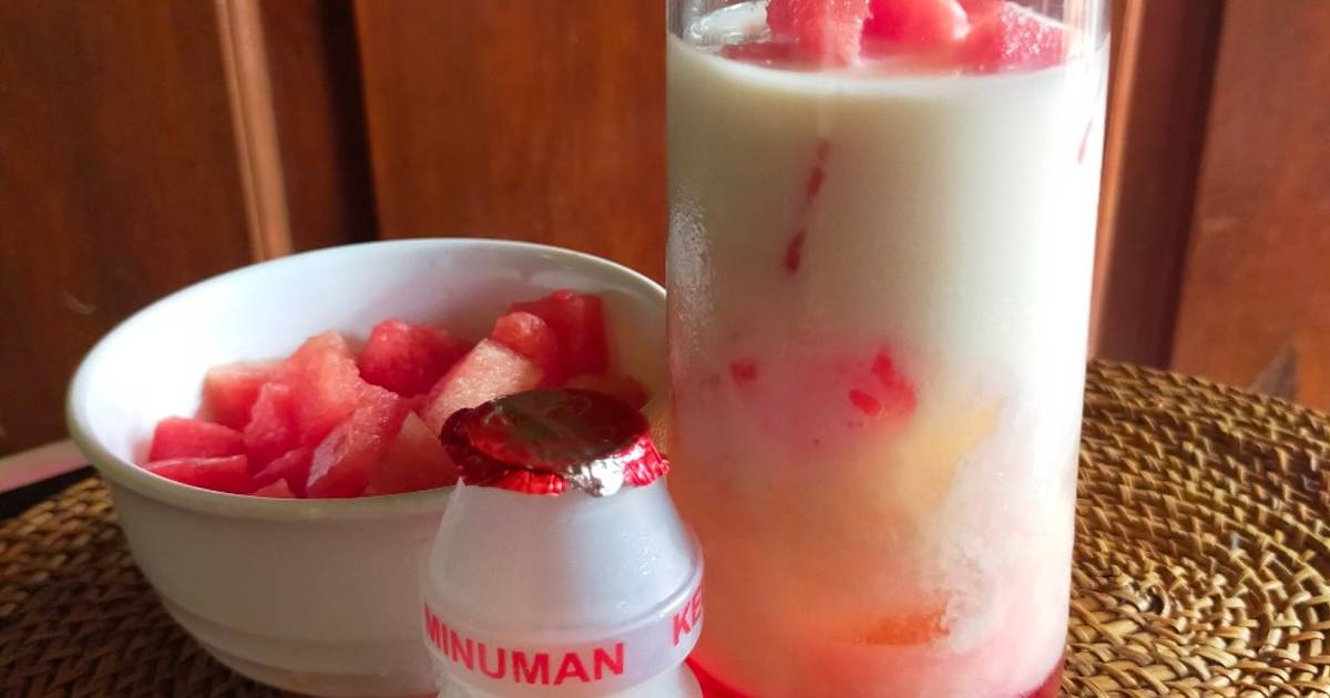 Resep Es Semangka Yakult Oleh Endah Mrp Cookpad