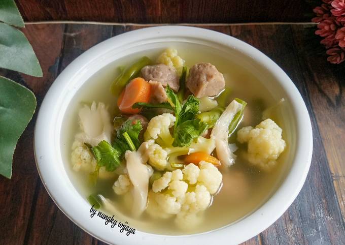 Resep Sup Bakso Kembang Kol Oleh Nungky Wijaya Cookpad