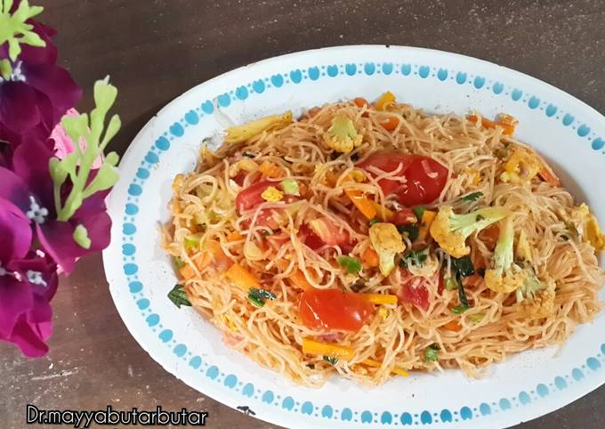 Resep Bihun Goreng Telur Oleh Dr Mayya Butarbutar Cookpad