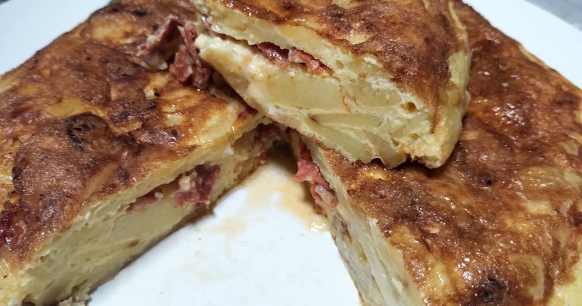 Tortilla De Papa Rellena Con Cantimpalo Y Queso Mantecoso Receta De