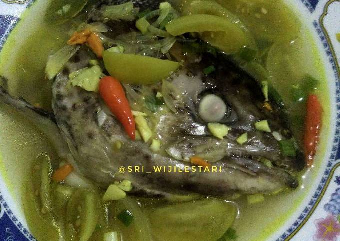 Resep Sup Kepala Ikan Salmon Oleh Sri Wiji Lestari Cookpad