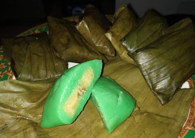 Resep Kue Nagasari Pandan Lembut Dan Kenyal Oleh Adhisty Cookpad