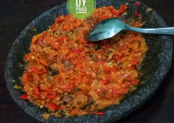 Resep Sambal Rawit Merah Oleh Dyah Prasetyaningtyas Cookpad