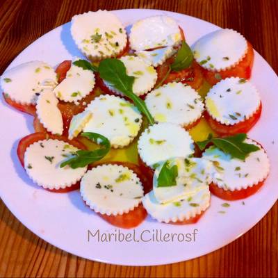 Ensalada De Tomate Queso Fresco Y R Cula Receta De Maribel Cillerosf