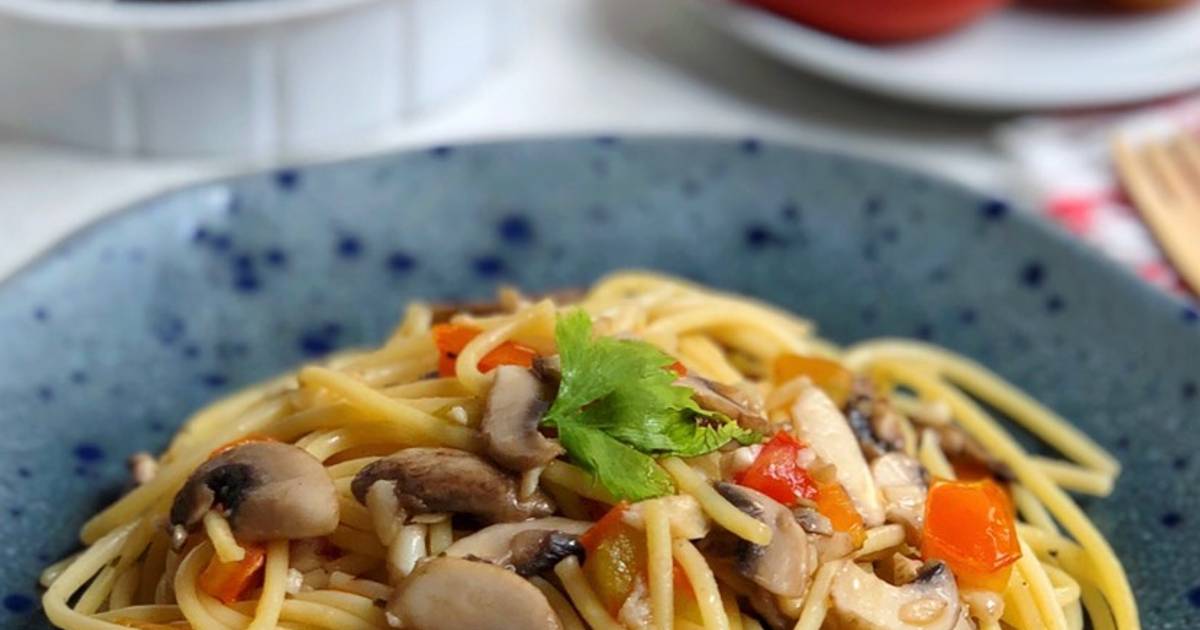 Resep Mushrooms Spaghetti Aglio E Olio Oleh Silvia Novi Cookpad