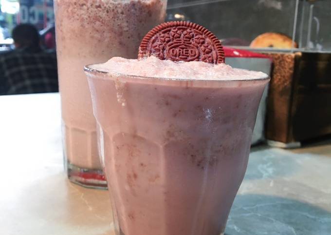 Resep Milkshake Oreo Red Velvet Oleh Shella Marselina Cookpad