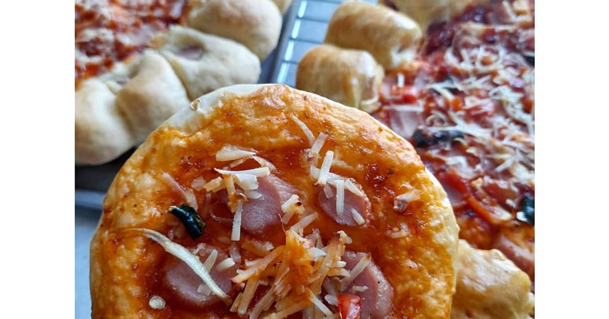 Resep Pizza Empuk Oven Tangkring Enak Dan Mudah Cookpad