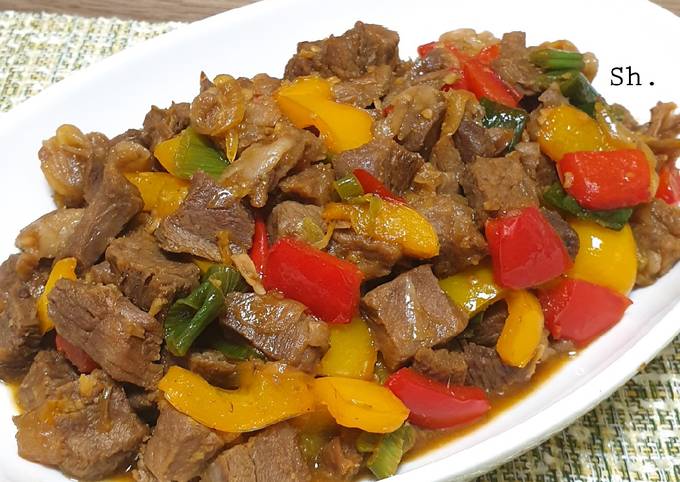 Resep Daging Sapi Tumis Paprika Oleh Susila Hadiyati Cookpad