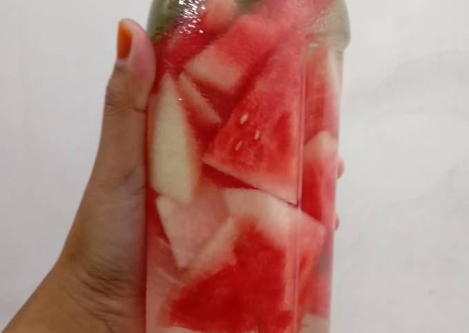 Resep Infused Water Semangka Jeruk Nipis Mint Oleh Arshiya Kitchen