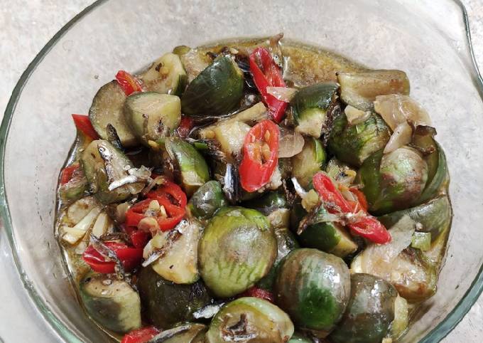 Resep Tumis Terong Bulat Dan Teri Oleh Alfiscooking Cookpad