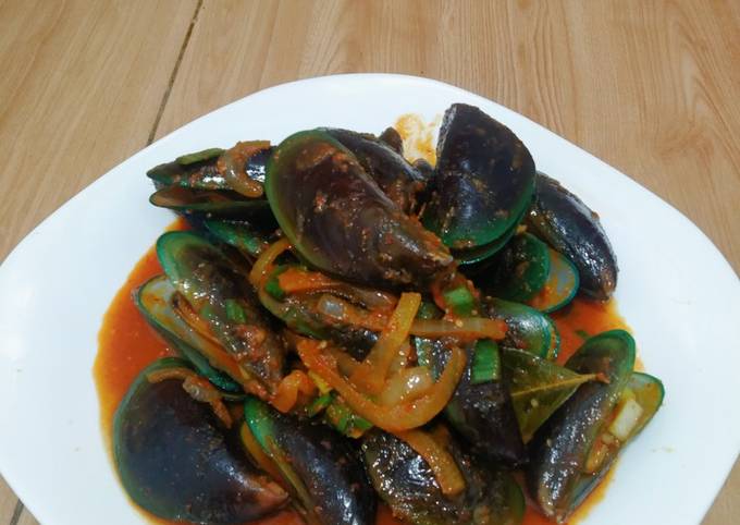 Resep Kerang Hijau Pedas Manis Oleh Lailatul Khoiriyah15 Cookpad