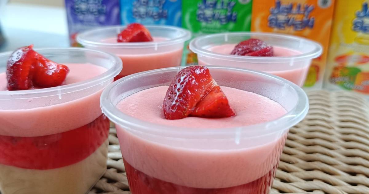 Resep Strawberry Punch Pudding Oleh Eonnie Gwenchana Cookpad