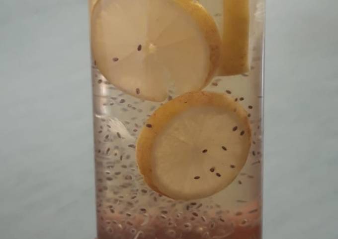 Resep Infus Water Lemon Chia Seed Oleh Uning Wahyuning Cookpad