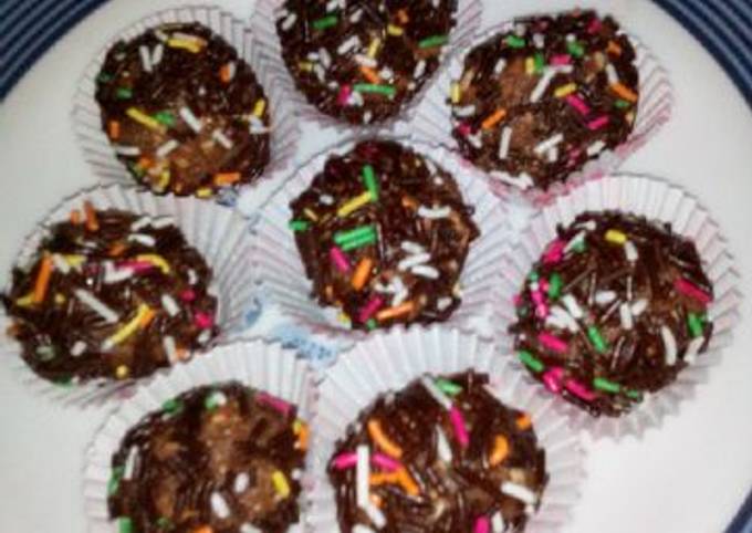 Resep Bola Bola Biscuit Marie Oleh Windanda Cookpad